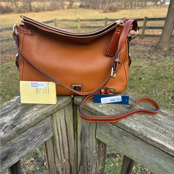Dooney & Bourke Handbags - Dooney & Bourke Scarlett Crossbody Sac Hobo Bag/Handbag/Shoulder Bag NWT